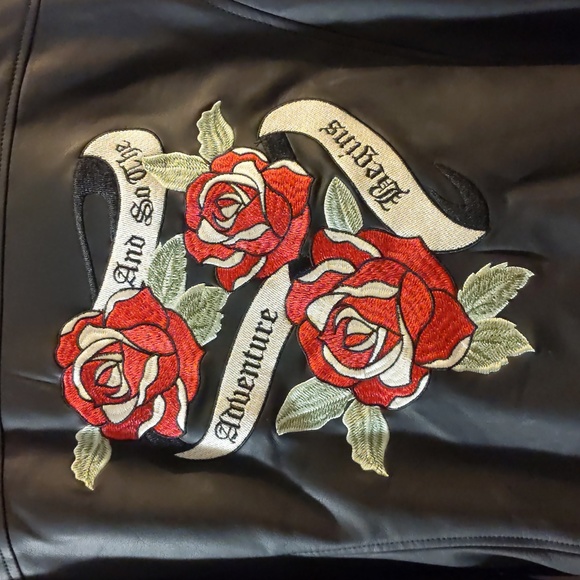 Forever 21 Black Pleather Jacket with Embroidered Design - Picture 3 of 7